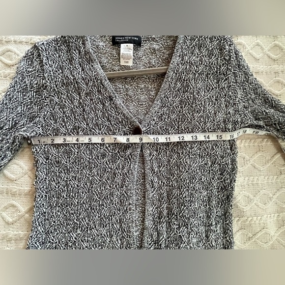 Jones New York Collection Charcoal Gray One button Cardigan Women’s Medium - Picture 10 of 10